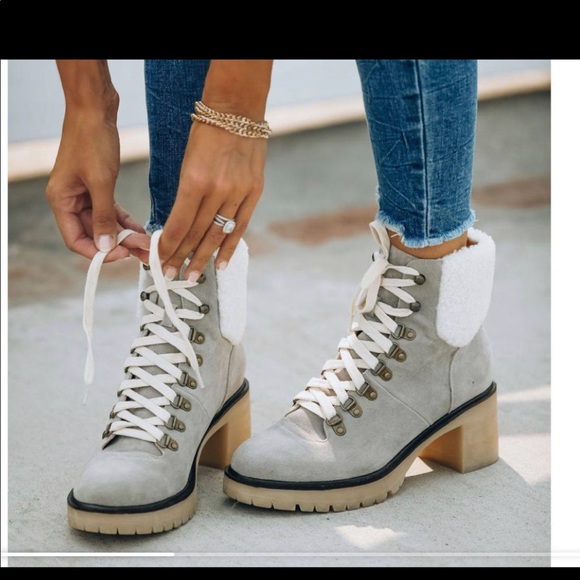 Chunky High Hell Lace-Up Shoes
